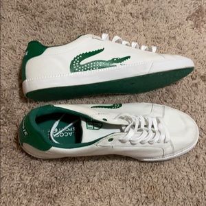 White and green Lacoste tennis shoes (men)